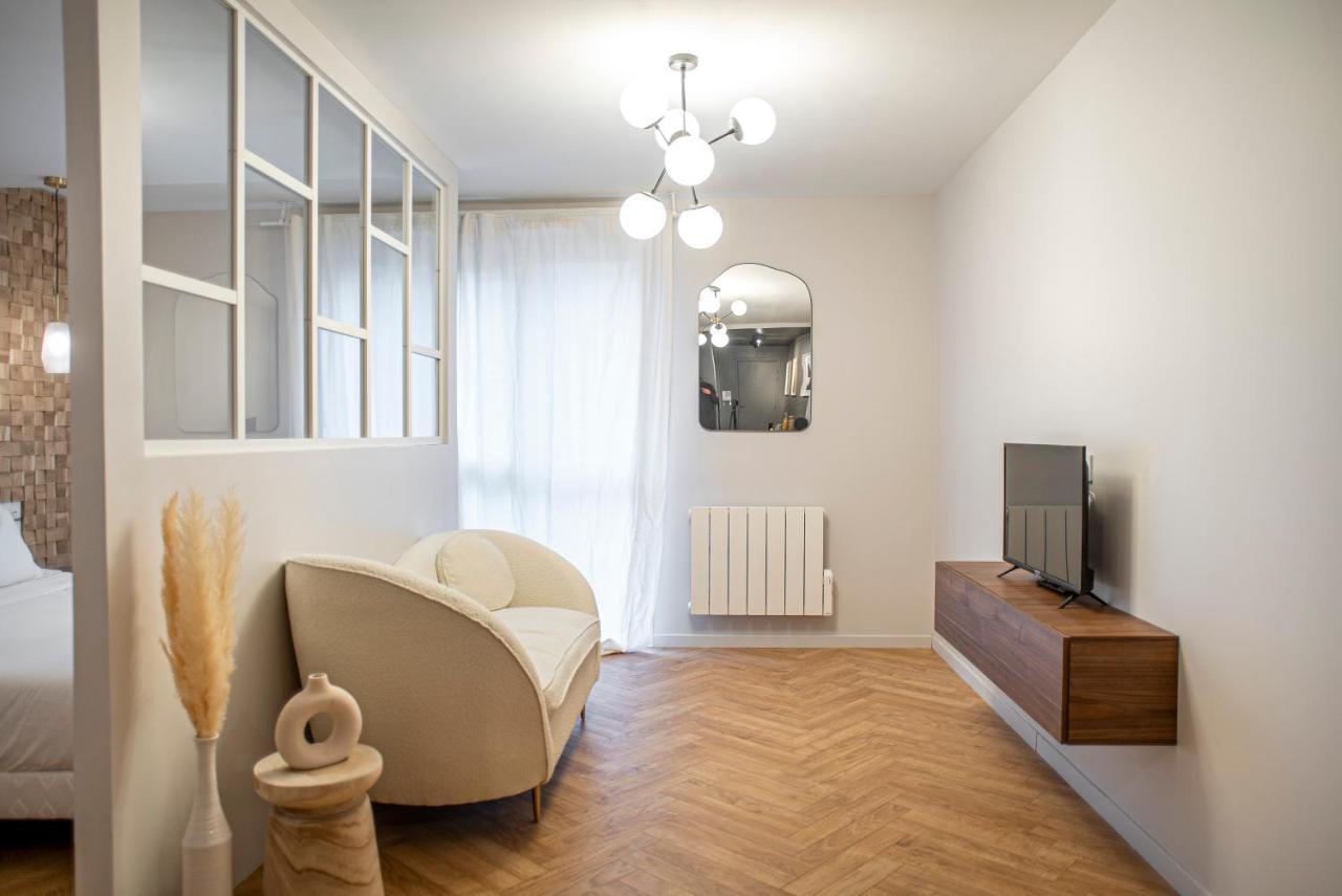 Ferienwohnung LE GEORGIA - Check in H24 - Wifi Villeurbanne Exterior foto
